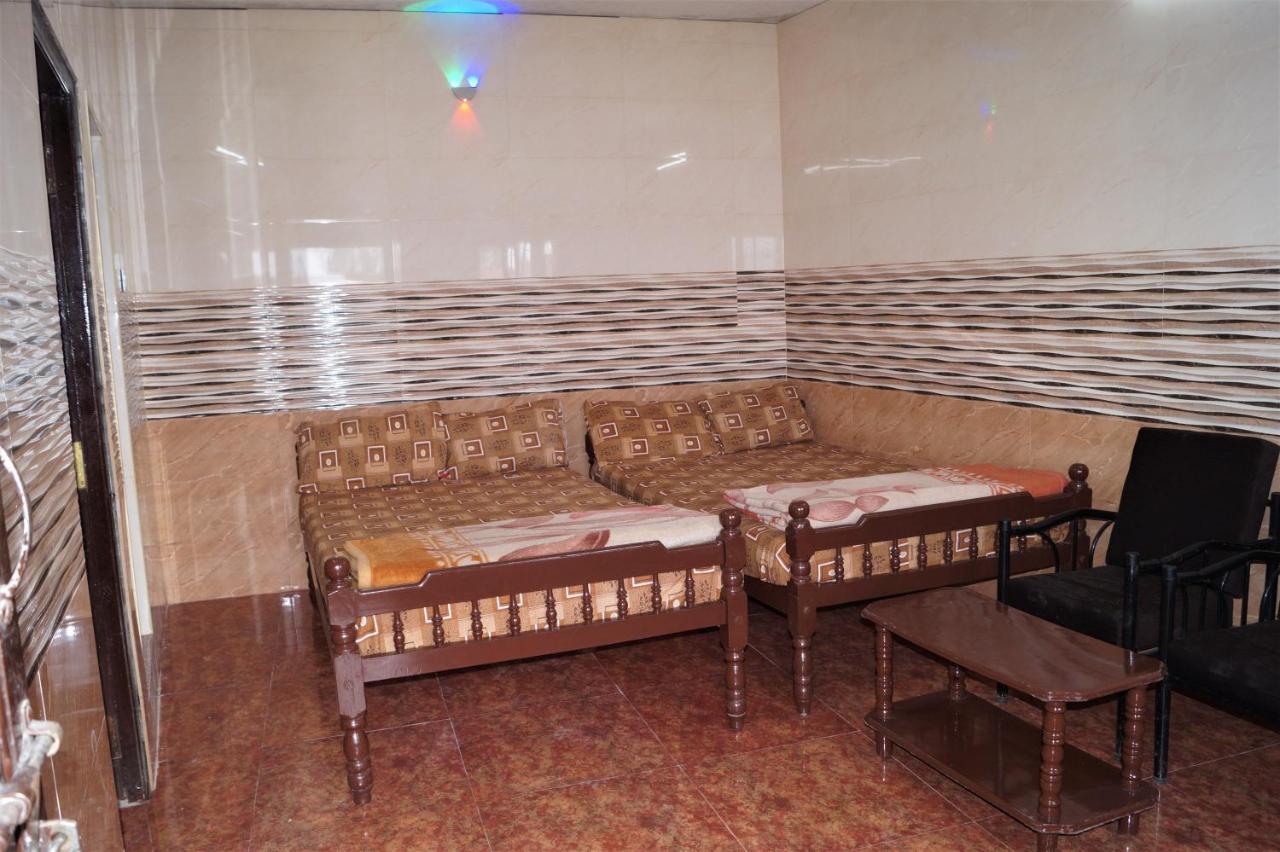 Wins Rooms Valparai Exterior photo