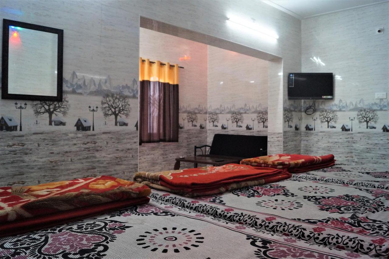 Wins Rooms Valparai Exterior photo