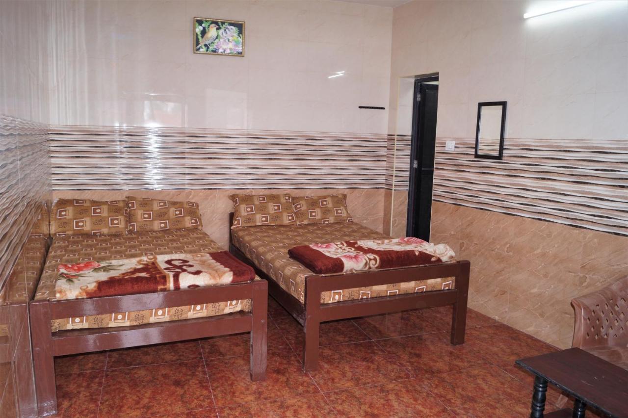 Wins Rooms Valparai Exterior photo