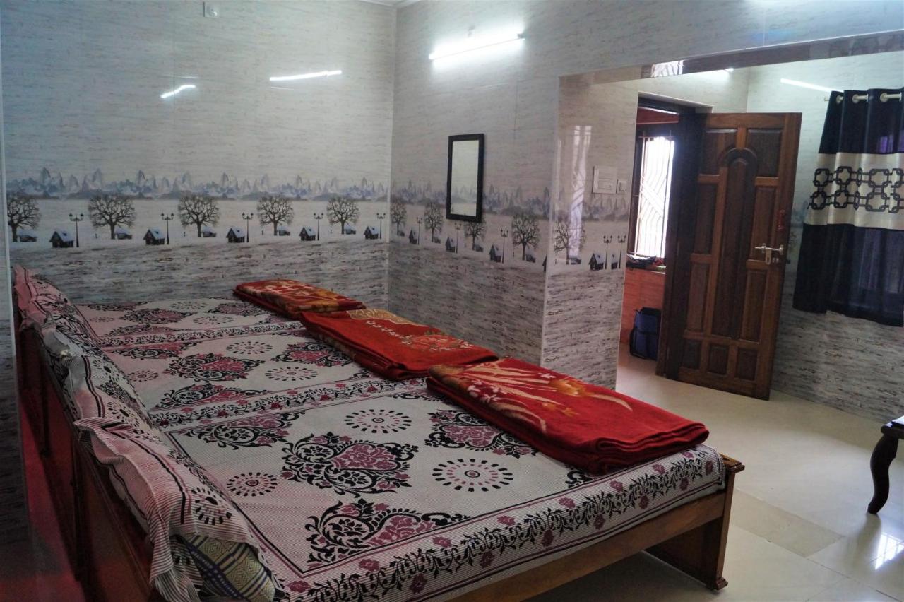 Wins Rooms Valparai Exterior photo
