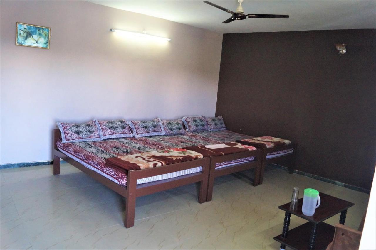 Wins Rooms Valparai Exterior photo