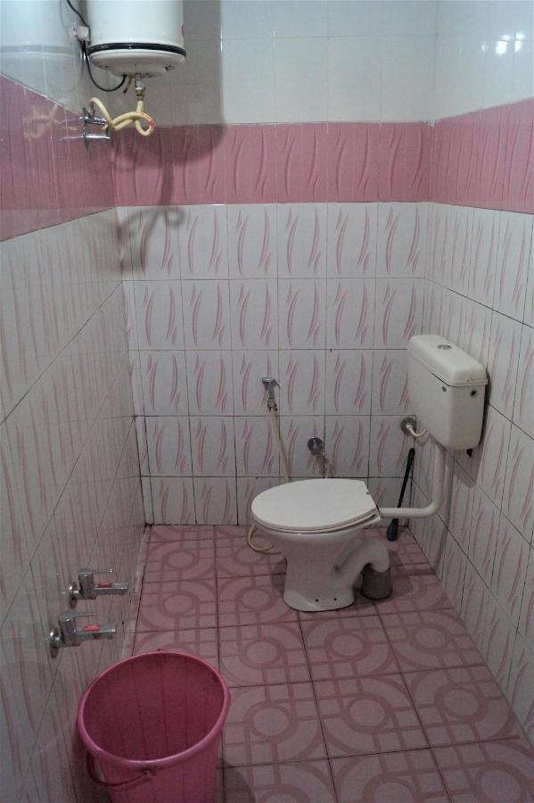 Wins Rooms Valparai Exterior photo