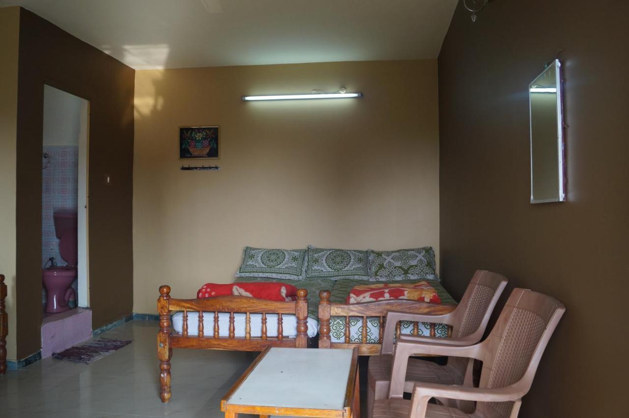 Wins Rooms Valparai Exterior photo